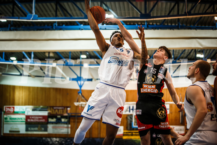 Basketball, bet-at-home Basketball Superliga 2021/22, Platzierungsrunde Spiel 10, Oberwart Gunners, BC GGMT Vienna, Rob Howard (5)