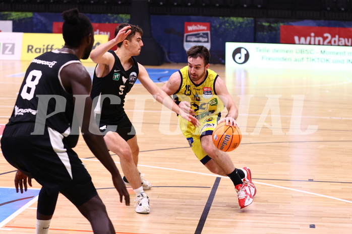 15.12.2024, Graz, Raiffeisen Sportpark Graz, Basketball Zweite Liga 2024/25, Grunddurchgang, Runde 12,  Future Team Steiermark vs. SWARCO Raiders Tirol 
