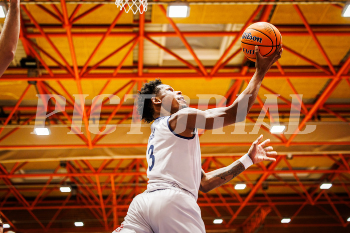 Basketball, win2day Basketball Superliga 2024/25, Grunddurchgang Runde 7, BBC Nord Dragonz, Traiskirchen Lions, Rayshawn Mart (3)