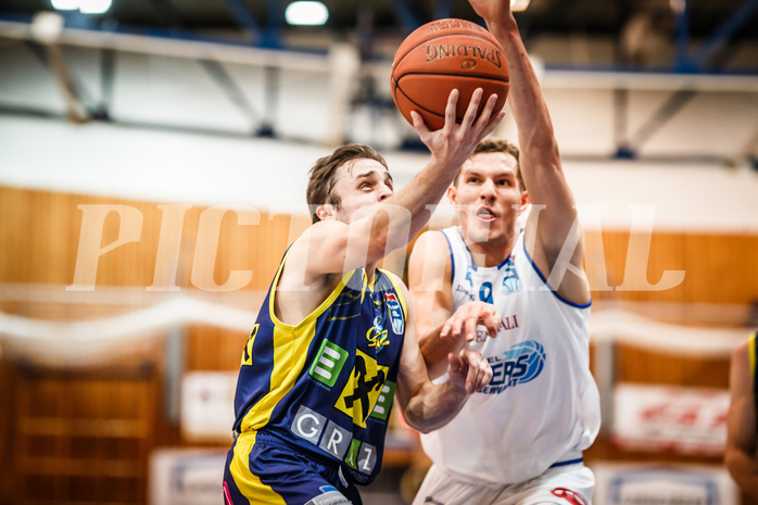 Basketball, bet-at-home Basketball Superliga 2021/22, Grunddurchgang Runde 12, Oberwart Gunners, UBSC Graz, Paul Isbetcherian (9)