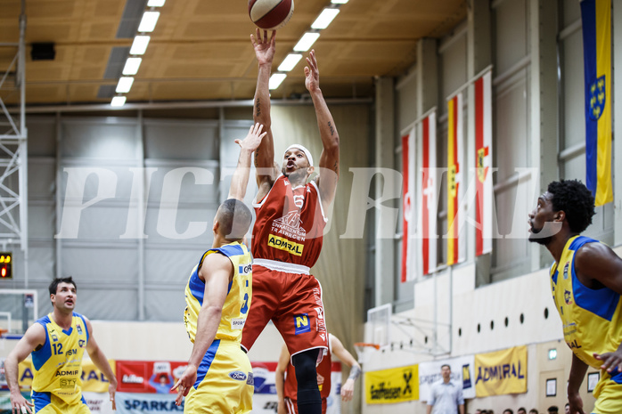 Basketball, Admiral Basketball Superliga 2019/20, Grunddurchgang 18.Runde, SKN St. Pölten Basketball, Traiskirchen Lions, Shawn L. Ray (6)