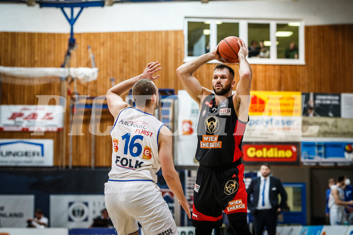 Basketball, bet-at-home Basketball Superliga 2021/22, Grunddurchgang Runde 4, Oberwart Gunners, BC GGMT Vienna, Jozo Rados (3)
