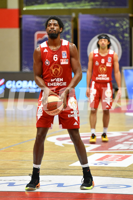 Basketball Superliga 2020/21, Grunddurchgang 8. Runde Flyers Wels vs. BC Vienna, Duke Shelton (6),


