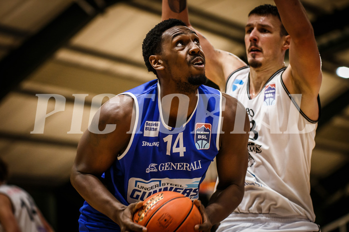 Basketball, Basketball Austria Cup 2021/22, 1/4 Finale, Vienna D.C. Timberwolves, UNGER STEEL Gunners Oberwart, Emondre Rickman (14)