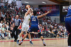 Basketball Superliga 2024/25, Playoff, Viertelfinale Spiel 3, Flyers Wels vs BBC Nord Dragonz,
