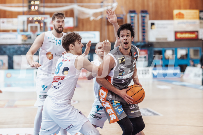 Basketball, Basketball Superliga 2023/24, Grunddurchgang 20.Runde, Oberwart Gunners, Klosterneuburg Dukes, Florian Koeppel (8), Duje Dukan (23)