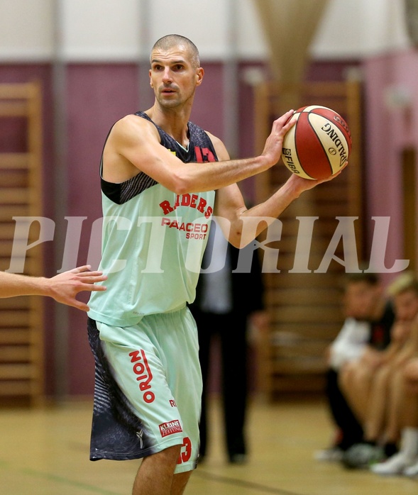 Basketball 2.Bundesliga 2016/17 Grunddurchgang 1.Runde Villach Raiders vs KOS Celovec