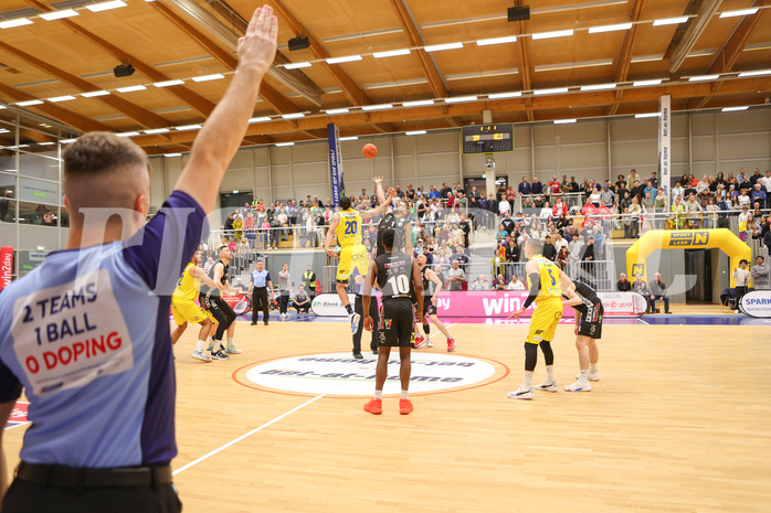 Basketball Superliga 2022/23, Playoff, Viertelfinale Spiel 2 SKN St.Pölten vs. Flyers Wels


