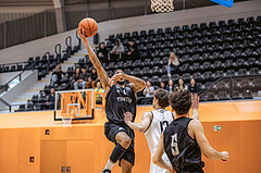 Basketball, Basketball Zweite Liga 2022/23, Grunddurchgang 16.Runde, Basket Flames, Wörthersee Piraten, Shawn L. Ray (6)