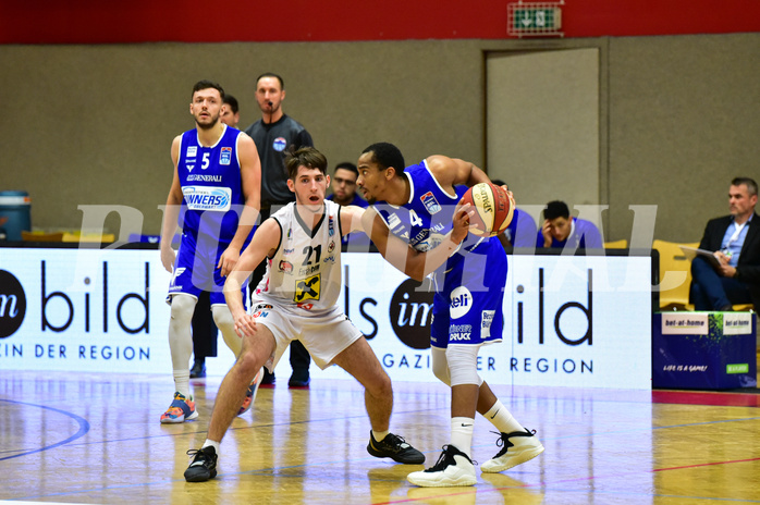 Basketball Superliga 2020/21, Grunddurchgang 13. Runde Flyers Wels vs. Oberwart, Elvir Jakupovic (21), Lawrence Alexander (04),