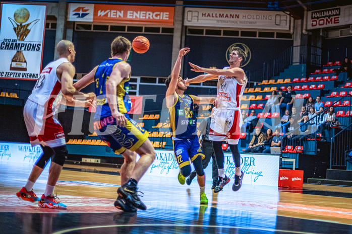 Basketball, Win2Day Superliga 2022/23, Grunddurchgang 16.Runde, BC GGMT Vienna, UBSC Raiffeisen Graz, Bogic Vujosevic (5)