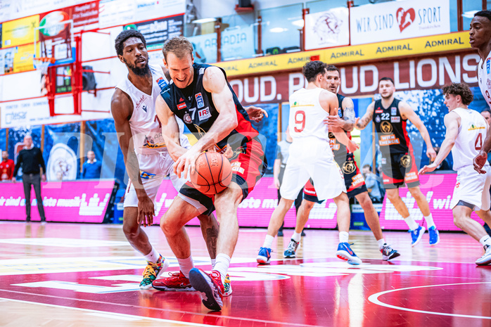 Basketball Basketball Superliga 2021/22, Grunddurchgang 15.Runde Traiskirchen Lions vs. BC GGMT Vienna
