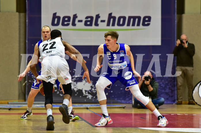 Basketball Superliga 2020/21, Grunddurchgang 13. Runde Flyers Wels vs. Oberwart, Jarvis Ray (22), Edi Patekar (9),