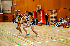 Basketball, Win2Day Basketball Damen Superliga 2024/25, Grunddurchgang 9.Runde, Vienna Timberwolves, Klosterneuburg Duchess, Lucia Skvarekova (12), Larissa Serban (31)