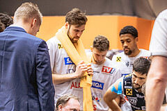 Basketball, Win2Day Superliga 2022/23, Grunddurchgang 8.Runde, Vienna Timberwolves, Gmunden Swans, Anton Mirolybov (Head Coach)