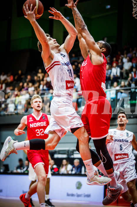 Basketball, AUT vs. NOR, Austria, Norway, Benedikt Güttl (21), Chris-Ebou Ndow (5)