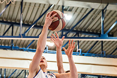 Basketball, bet-at-home Basketball Superliga 2020/21, Grunddurchgang, 14. Runde, Oberwart Gunners, Gmunden Swans, Sebastian Käferle (7)