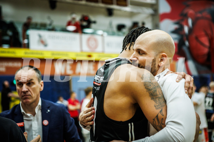 Basketball, Basketball Austria CUP 2023/24, Finale, Traiskirchen Lions, Flyers Wels, 