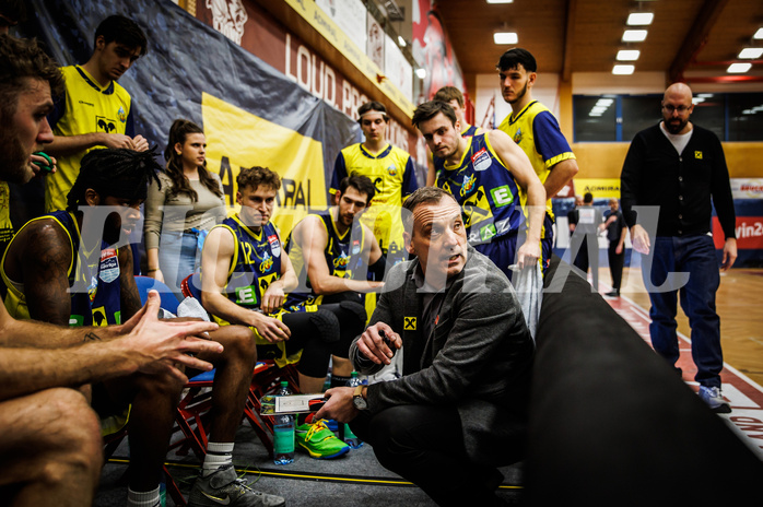 Basketball, win2day Basketball Superliga 2022/23, Grunddurchgang 13.Runde, Traiskirchen Lions, UBSC Graz, 