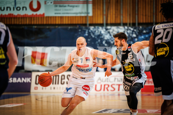 Basketball, Basketball Austria Cup 2022/23, Halbfinale 1, Oberwart Gunners, Gmunden Swans, Sebastian Käferle (7)