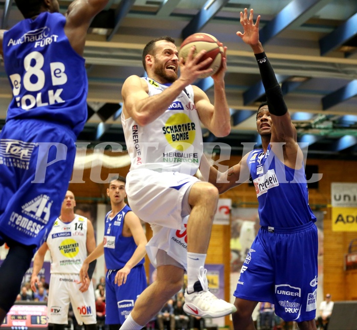 Basketball ABL 2016/17, Grunddurchgang 25.Runde Gmunden Swans vs. Oberwart Gunners


