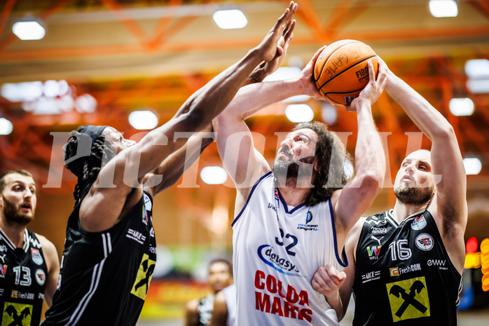 Basketball, Win2Day Superliga 2024/25, Playoffs Viertelfinale Spiel 4, BBC Nord Dragonz, Flyers Wels, Sead Hadzifejzovic (32)