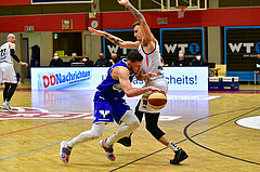 Basketball Superliga 2020/21, Grunddurchgang 13. Runde Flyers Wels vs. Oberwart, Ignas Fiodorovas. (5), Aleksandar Andjelkovic (10),