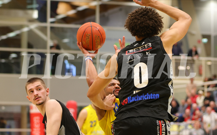 Basketball Superliga 2022/23, Playoff, Viertelfinale Spiel 2 SKN St.Pölten vs. Flyers Wels
