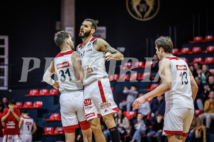 Basketball, Win2Day Superliga 2023/24, Grunddurchgang 18.Runde, BC Vienna, Klosterneuburg Dukes, Davor Konjevic (31), Ivan Siriscevic (17)