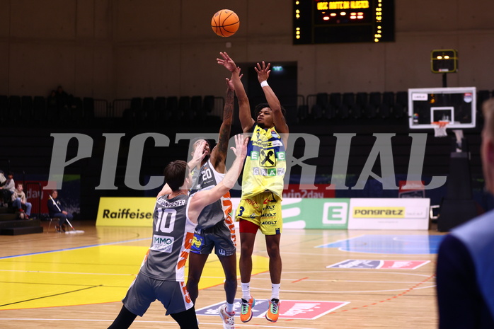 11.11.2023, Graz, Raiffeisen Sportpark Graz, Basketball Superliga 2023/24, Grunddurchgang, Runde 7, UBSC Raiffeisen Graz vs.  BK IMMOunited Dukes
