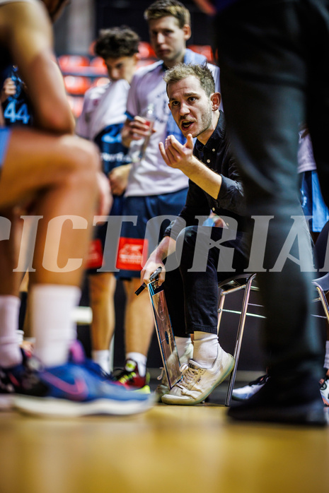 Basketball, Win2Day Superliga 2023/24, Grunddurchgang 8.Runde, BC Vienna, Vienna Timberwolves, Justin Schlünken (Head Coach)