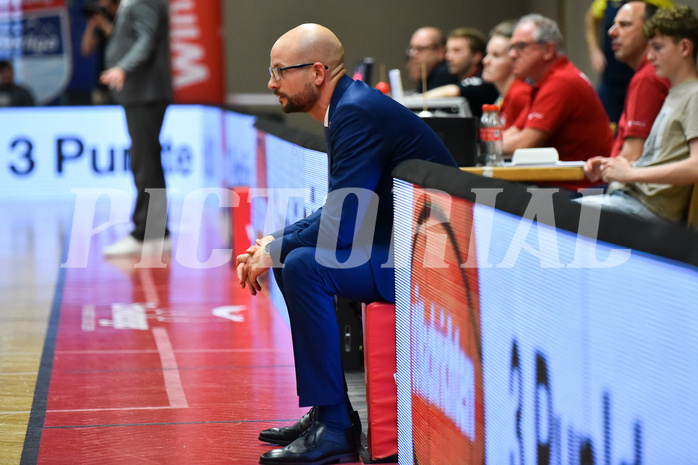 Win2Day Basketball Superliga 2022/23, Playoff,
Viertelfinale Spiel 1, Flyers Wels vs SKN St. Pölten Win2Day Basketball Superliga 2022/23, Playoff,
Viertelfinale Spiel 1, Flyers Wels vs SKN St. Pölten