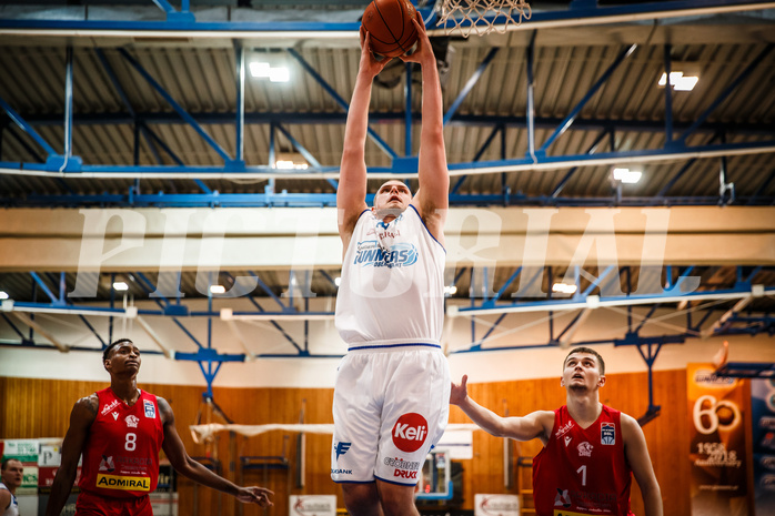 Basketball, Basketball Austria Cup 2021/22, Achtelfinale, Oberwart Gunners, Traiskirchen Lions, 