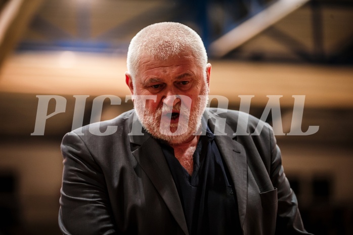 Basketball, ABL 2018/19, Grunddurchgang 11.Runde, Oberwart Gunners, Traiskirchen Lions, Zoran Kostic (Head Coach) Basketball, ABL 2018/19, Grunddurchgang 11.Runde, Oberwart Gunners, Traiskirchen Lions, Zoran Kostic (Head Coach)