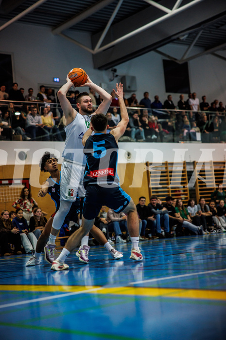 Basketball, Basketball Zweite Liga 2024/25, Grunddurchgang 13.Runde, UDW Alligators, Vienna Timberwolves, Matej Drgon (12)