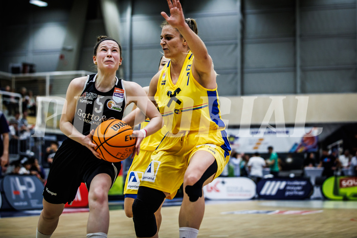 Basketball, Win2Day Basketball Damen Superliga 2023/24, Grunddurchgang 2.Runde, SKN St.Pölten, Basket Flames, Sarah Nindl (5)