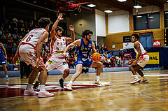 Basketball, Win2Day Superliga 2024/25, Grunddurchgang 4.Runde, Traiskirchen Lions, St. Pölten, Andrew Sims (32)