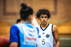 Basketball, Basketball Zweite Liga 2022/23, Grunddurchgang 19.Runde, Vienna United, UDW Alligators, Obinna Anthony Ndukwe (5)