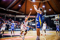 Basketball, Win2Day Superliga 2024/25, Grunddurchgang 6.Runde, BC Vienna, St. Pölten, Mustafa Hassan Zadeh (5), Janis Tomaschek (99)