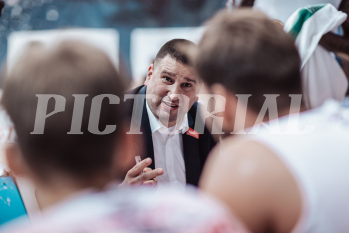 Basketball, Basketball Superliga 2023/24, Grundduchgang Runde 4., Oberwart Gunners, Kapfenberg Bulls, Horst Leitner (Head Coach)