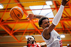 Basketball, win2day Basketball Superliga 2024/25, Playoffs Viertelfinale 2. Spiel
, BBC Nord Dragonz, Flyers Wels, Rayshawn Mart (3)