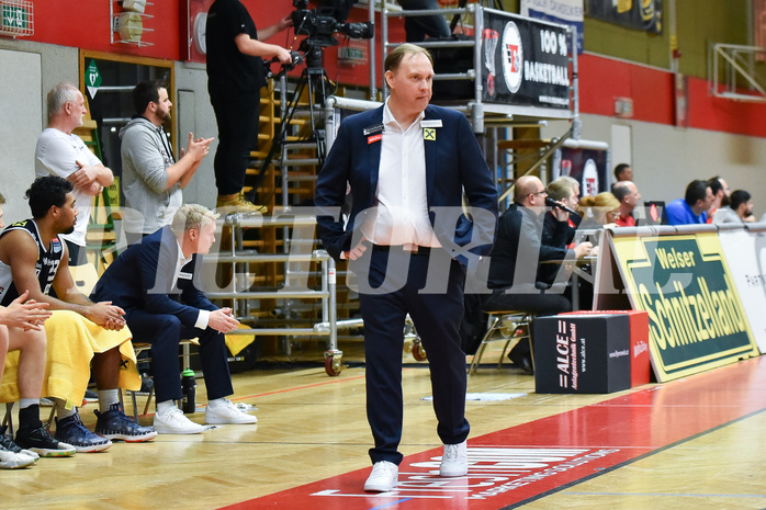 Win2Day Basketball Superliga 2022/23, Grunddurchgang 13.Runde, Flyers Wels vs. Swans Gmunden,