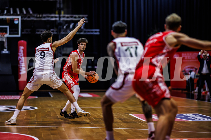 Basketball, Win2Day Superliga 2024/25, Grunddurchgang 13.Runde, BC Vienna, Traiskirchen Lions, Aleksej Kostic (6)