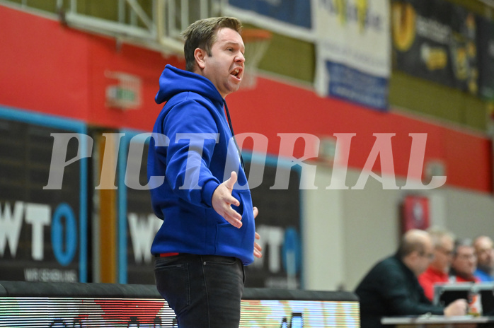 Basketball Superliga 2023/24, Grunddurchgang 7.Runde,
DBB LZ OÖ vs UBSC Graz,

