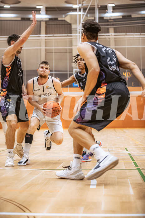 Basketball, Basketball Zweite Liga 2022/23, Grunddurchgang 12.Runde, Basket Flames, Vienna United, Jernej Andolsek Heine (1)