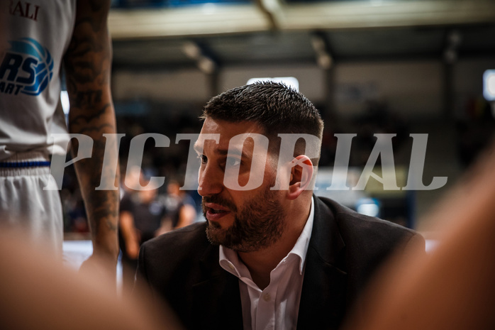 Basketball, bet-at-home Basketball Superliga 2021/22, Platzierungsrunde Spiel 8, Oberwart Gunners, UBSC Graz, Horst Leitner (Coach)