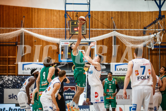 Basketball, bet-at-home Basketball Superliga 2020/21, Grunddurchgang 1. Runde, Oberwart Gunners, Kapfenberg Bulls, Alexander Herrera (5); Dominik Simmel (8)