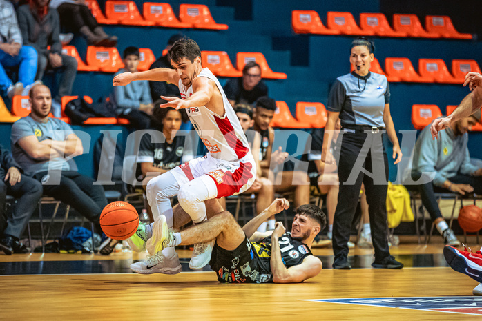Basketball, Win2Day Superliga 2022/23, Grunddurchgang 5.Runde, BC GGMT Vienna, Raiffeisen Flyers Wels, Bogic Vujosevic (5), Elvir Jakupovic (21)