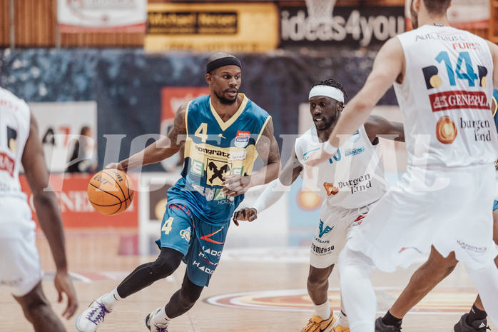 Basketball, Basketball Austria Cup 2023/24, Viertelfinale, Oberwart Gunners, UBSC Graz, Jeremy Smith (4), Munis Tutu (10)
