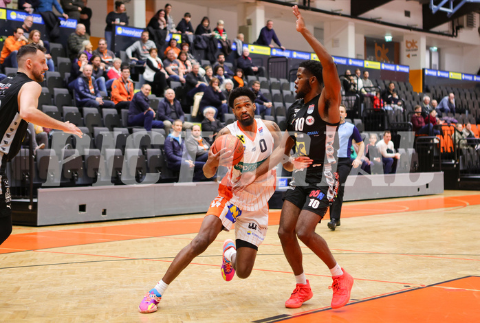 Basketball Superliga 2022/23, 8.Plazierungsrunde Klosterneuburg Dukes vs. Flyers Wels


